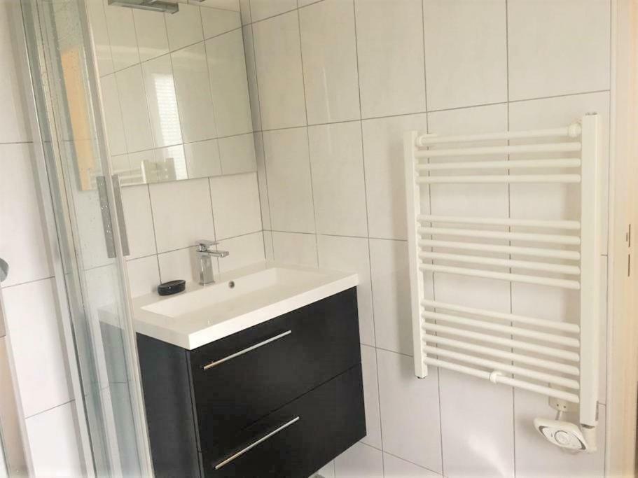 Cabourg Centre, Appartement Pour 4 Personnes A 100M De La Mer Exterior photo